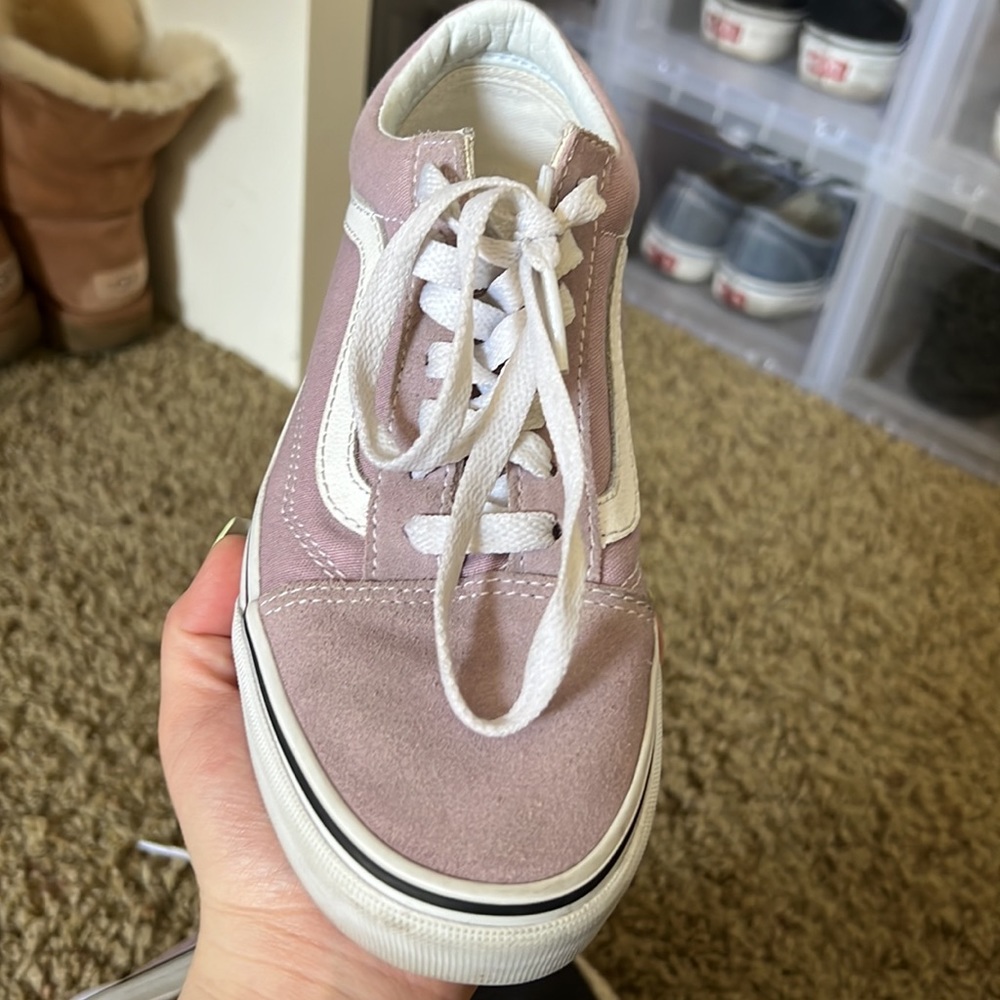 Vans - Picture 10 of 11